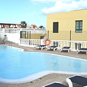 https://caleta-paraiso-135.in-canary-islands.com